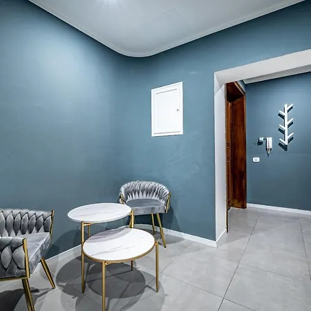 Yid Lamarmora Luxury Contemporary Florence