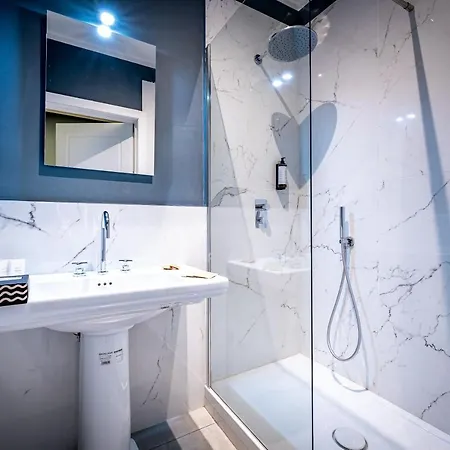 Yid Lamarmora Luxury Contemporary Apartment *
